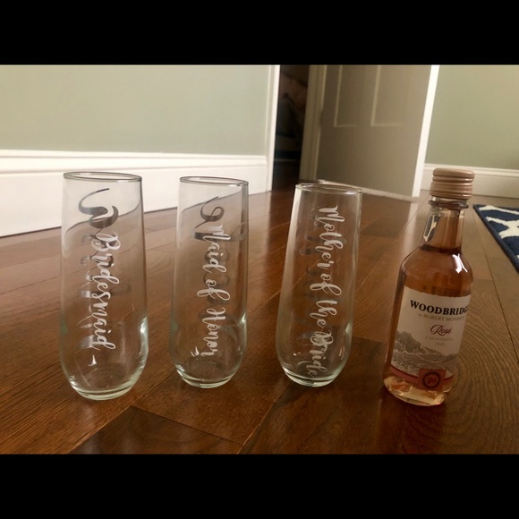 Custom clear champagne glasses - Picture 4 of 5